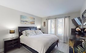 Spa On Port Royal Sound 2112